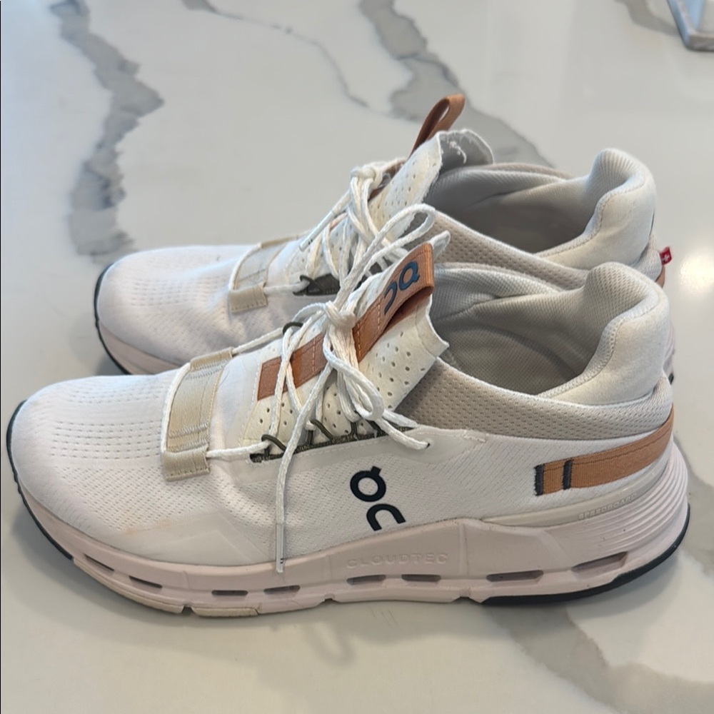 CLOUDNOVA 2 RUNNING SHOES